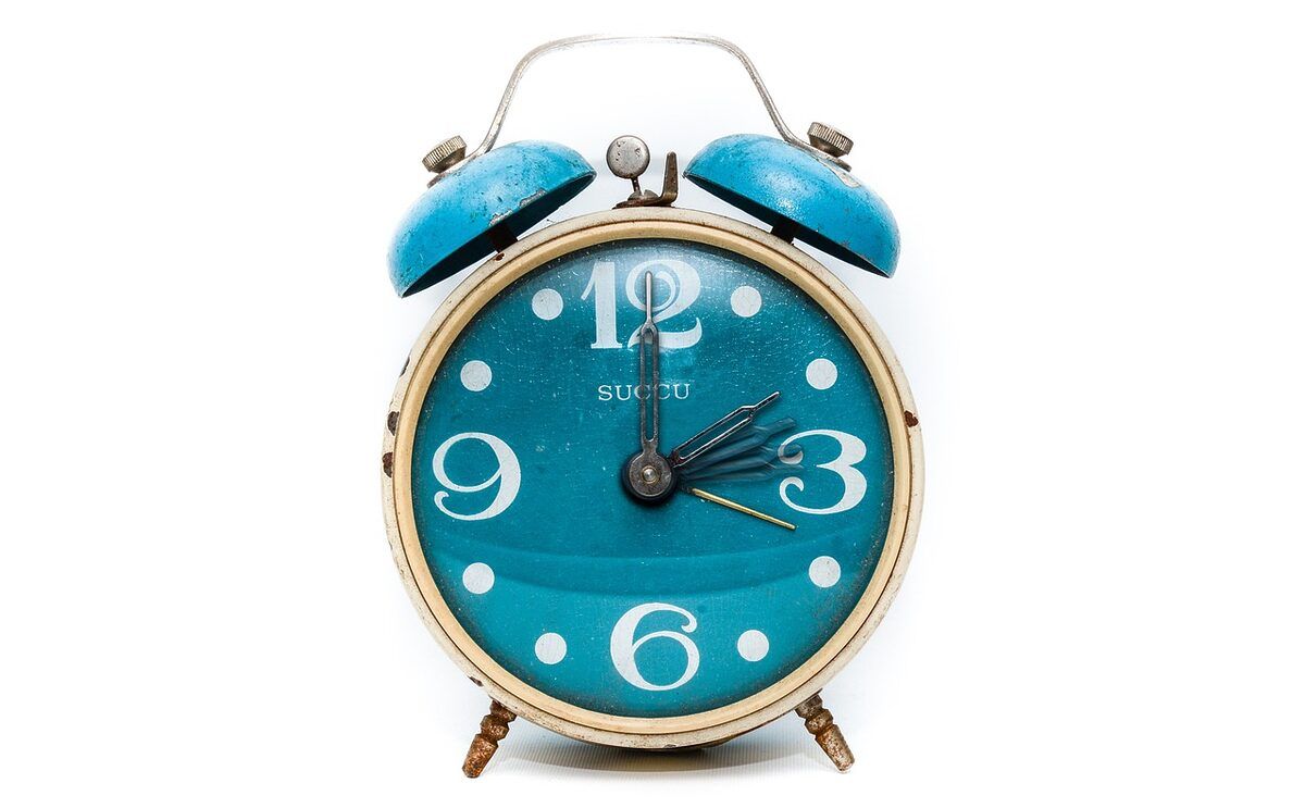 alarm clock, winter time change, time change, summer time, pointer, time, clock, clock change, minute hand, hour hand, alarm clock, alarm clock, alarm clock, alarm clock, alarm clock, time change, clock, clock, clock, clock