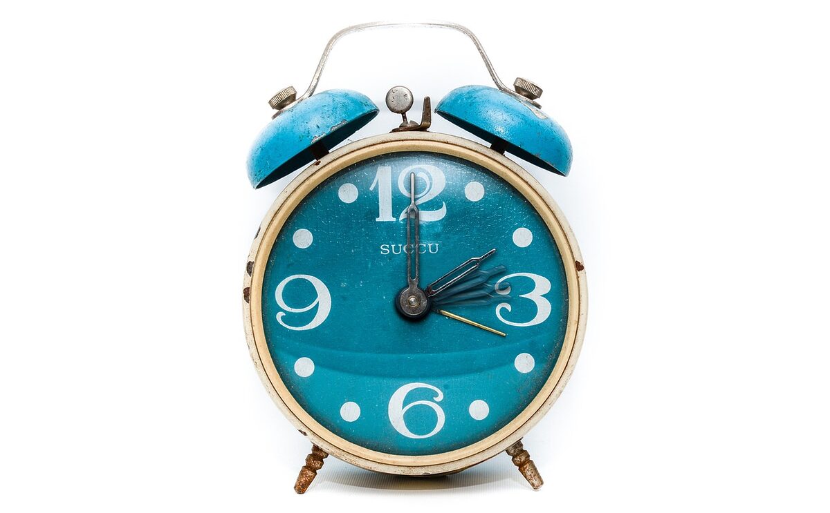 alarm clock, winter time change, time change, summer time, pointer, time, clock, clock change, minute hand, hour hand, alarm clock, alarm clock, alarm clock, alarm clock, alarm clock, time change, clock, clock, clock, clock